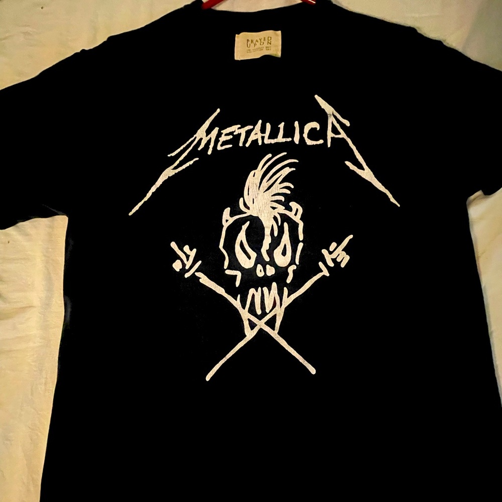 Metallica tour tee
